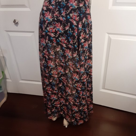 Forever 21 black floral maxi skirt  Ribbon Yoke Details - Picture 6 of 13